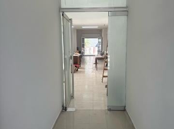 Local comercial · 4 Ambientes · Local - Villa Maria