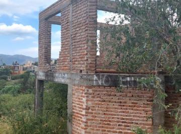 Terreno , Villa Parque Siquiman · Terreno con Construcción a La Venta en Villa Parque Siquiman. Te72