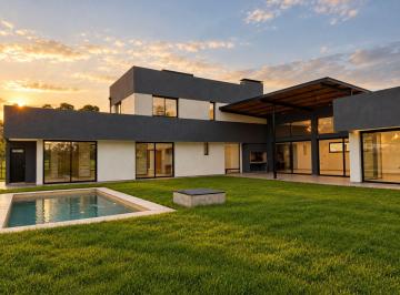 Casa · 370m² · 6 Ambientes · 2 Cocheras · Venta Exclusiva Casa 6 Ambientes a Estrenar
