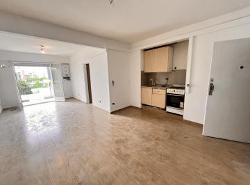 Departamento · 32m² · 1 Ambiente · Departamento en Alquiler Monoambiente con Balcon Coghlan