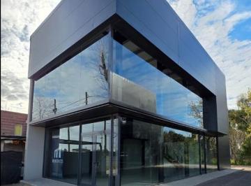Local comercial · 189m² · Local Comercial en Venta Sobre Arturo Illia 212, Funes | 189 m² Aprox. | Alta Visibilidad