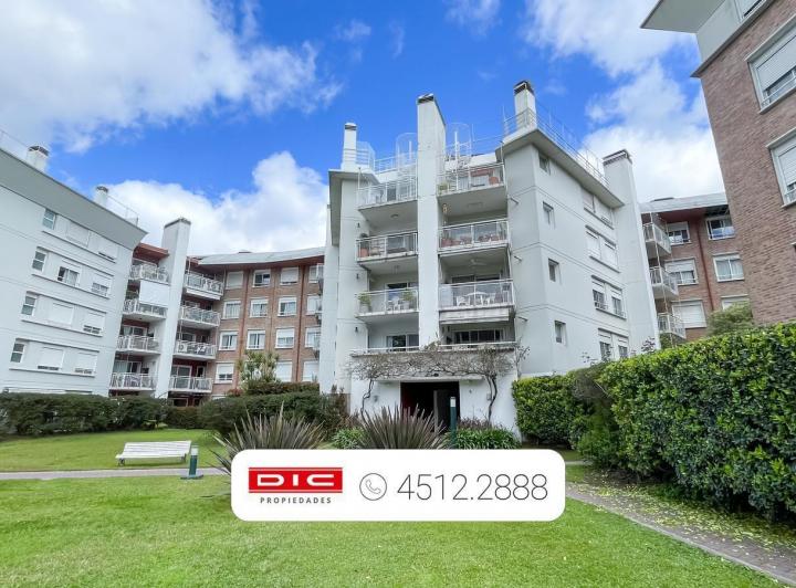 Departamento · 63m² · 4 Ambientes · 1 Cochera