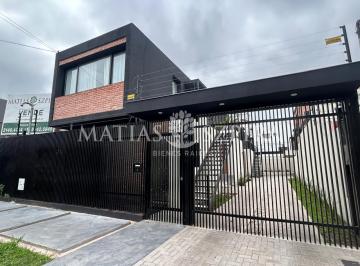 Casa · 44m² · 2 Ambientes · 1 Cochera · Alquiler Departamento en Condominio 2 Ambientes con Cochera
