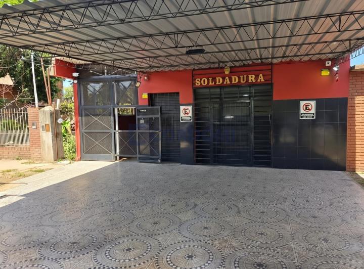 Local comercial · 86m² · 3 Ambientes · 2 Cocheras