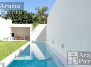 Casa · 485m² · 5 Ambientes · 4 Cocheras · Venta Nueva Casa de 7 Suites Pileta y Creatividad 5 Cocheras Moderna de 4 Ambientes Belgrano Chico