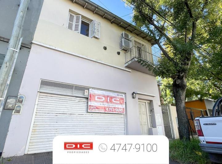 Casa · 2999800ha · 7 Ambientes · 1 Cochera