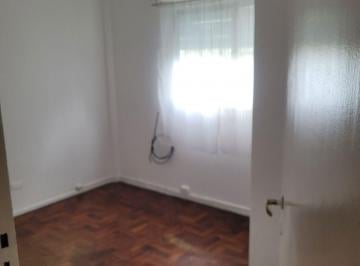 Departamento de 3 ambientes, Chacarita · Comodo Departamento Muy Luminoso, Segundo Piso por Escalera, Sin Expensas, Muy Buen Estado