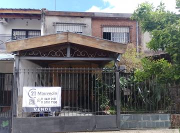 Casa · 115m² · 6 Ambientes · 1 Cochera · Casa Duplex en Venta en Villa Bonich