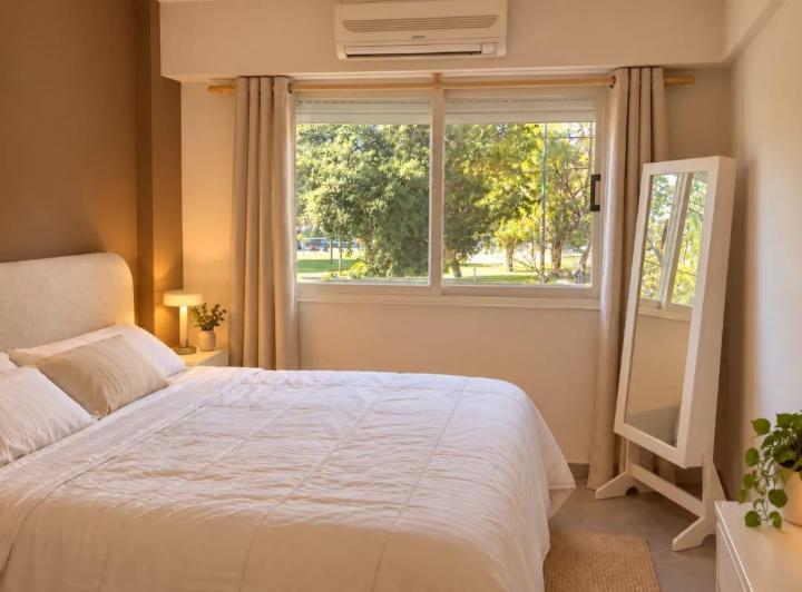 Venta 4 Ambientes con Balcón y Patio | Vista Abierta Al Parque | Av Caseros