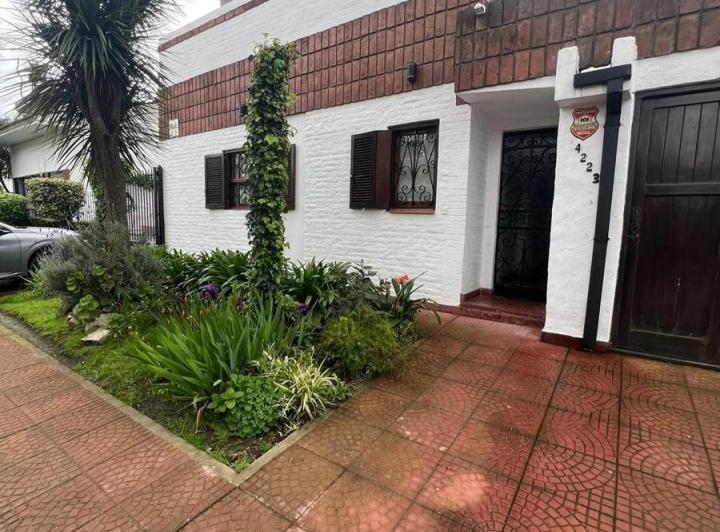 PH · 185m² · 5 Ambientes · 2 Cocheras