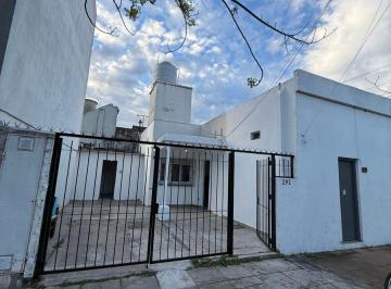 PH de 3 ambientes, La Matanza · Alquiler PH 3 Amb con Espacio Para Vehiculo - Patio - Ramos Mejia
