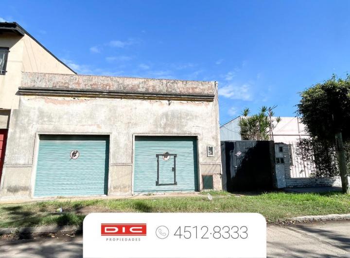 Local comercial · 159m² · 4 Ambientes · 1 Cochera