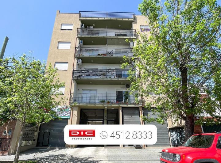 Departamento · 42m² · 2 Ambientes · 1 Cochera