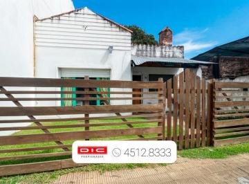 Casa · 72m² · 3 Ambientes · Casa 2 Dorm. Venta - Munro