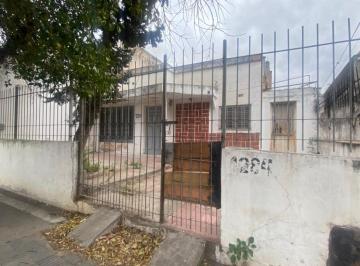Casa · 139m² · 4 Dormitorios · 1 Cochera · Casa en Maurizi
