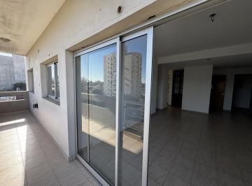 Departamento · 80m² · 3 Ambientes · 1 Cochera · Departamento en La Plata