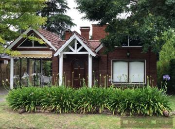 Casa · 120m² · 3 Ambientes · 2 Cocheras · Alquiler en Banco Provincia