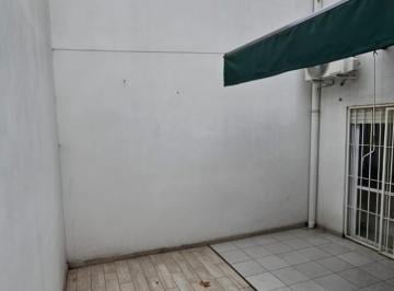 PH · 40m² · 2 Ambientes · Venta - PH - 2 Ambientes - Patio - Luminoso - Monte Castro - Apto Credito - Permuta