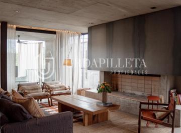Living · Casa de Autor en Barrio Aguaribay