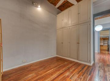 PH · 66m² · 3 Ambientes · Venta PH en Pb con Patio Techado