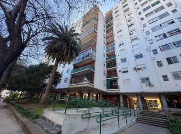 Departamento · 71m² · 3 Ambientes · Pque Chacabuco Vta 3 Amb Amplio Al Frente Balcon