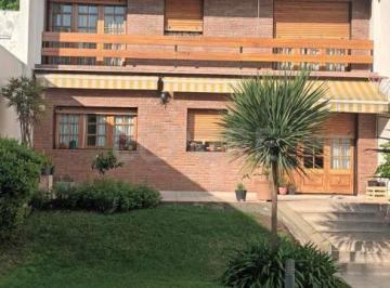 LEP-LE1-57271_2 · Casa 5 Ambientes