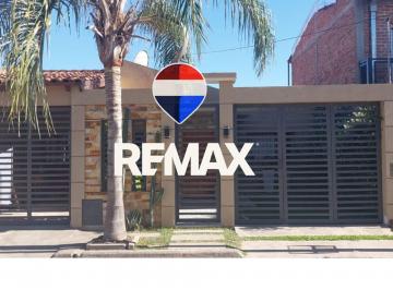 Casa · 120m² · 6 Ambientes · 2 Cocheras · Casa 3 Dorm. B° Sta Ana Policial Zona Sur