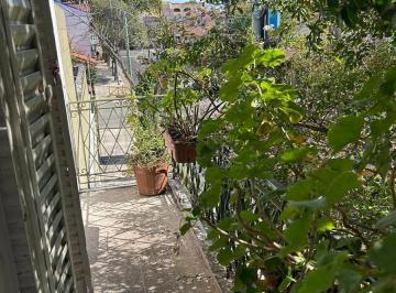 Casa · 74m² · 4 Ambientes · Casa en Venta en Olivos con Amplia Terraza