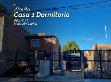 Casa · 60m² · 2 Ambientes · Alquiler Casa 1 Dormitorio con Ingreso Vehicular Opcional - Neuquén Capital