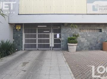 Garage · 1 Cochera · Cochera en 2° Piso en Alquiler - a m de Bvar Pellegrini