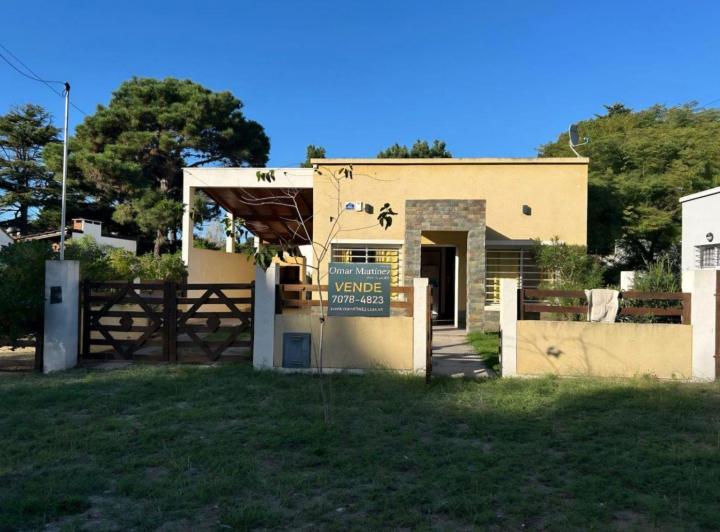 Casa · 69m² · 3 Ambientes · 2 Cocheras