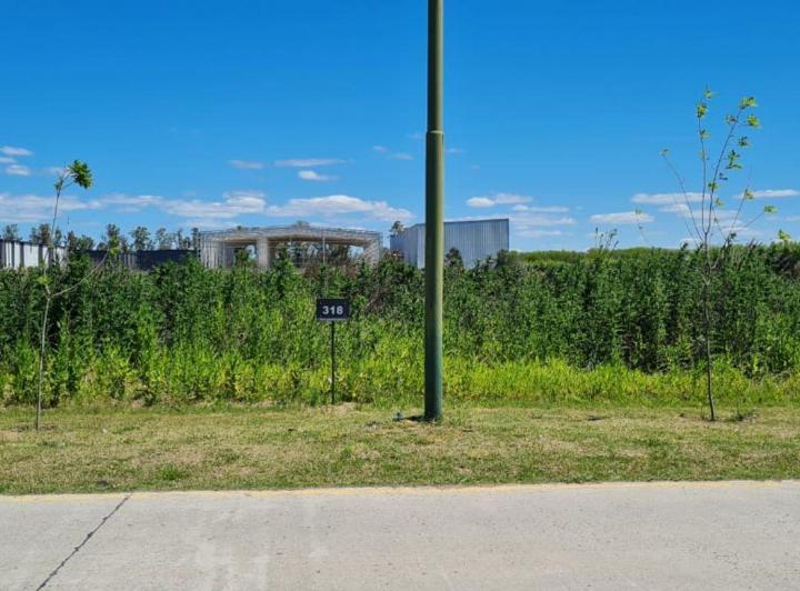 Terreno · 5640m²