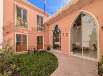 PH · 131m² · 4 Ambientes · Casa de Pasillo en Venta de 3 Dorm. Zona Río Rosario