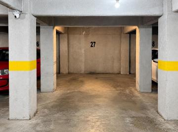 Garage · 25m² · 1 Cochera · Cochera Cubierta en Alquiler | Centro | Pasaje Espora
