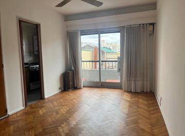 Departamento · 50m² · 3 Ambientes · Alquiler - Departamento 3 Amb - Balvanera