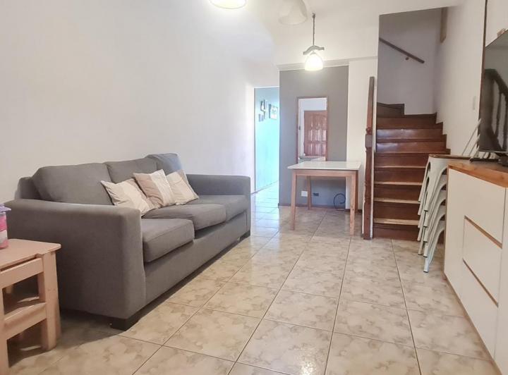 Casa · 65m² · 3 Ambientes · 1 Cochera