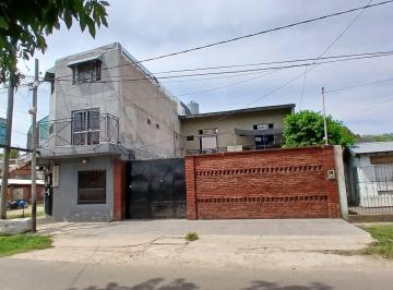 PH · 270m² · 24 Ambientes · 1 Cochera · Venta en Bloque 10 Depos 1 Local Pileta Jose C Paz