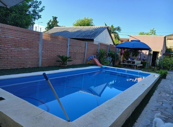 Casa · 300m² · 5 Ambientes · 1 Cochera