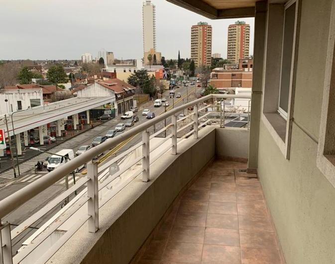 Departamento en alquiler en Temperley · 3 ambientes