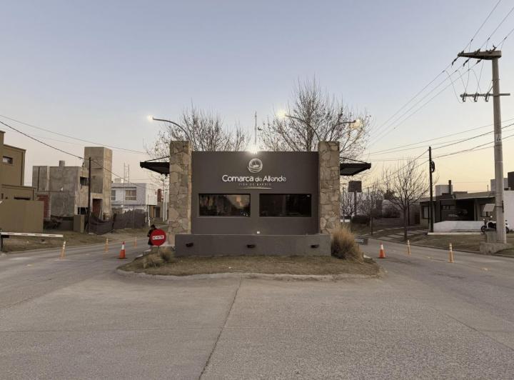 Terreno · 360m²