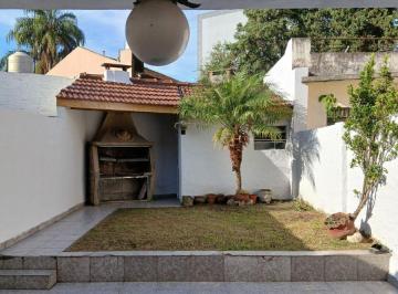 Casa de 4 ambientes, Morón · Casa en Alquiler en Morón Centro | 4 Ambientes con Cochera Sin Expensas