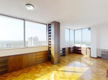 Departamento · 90m² · 4 Ambientes · Departamento Dúplex en Alquiler de 4 Ambientes en San Isidro con Escritorio y Balcón