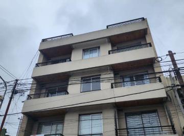 Departamento de 2 ambientes, La Matanza · Departamento en Alquiler C/ Cochera en Tapiales