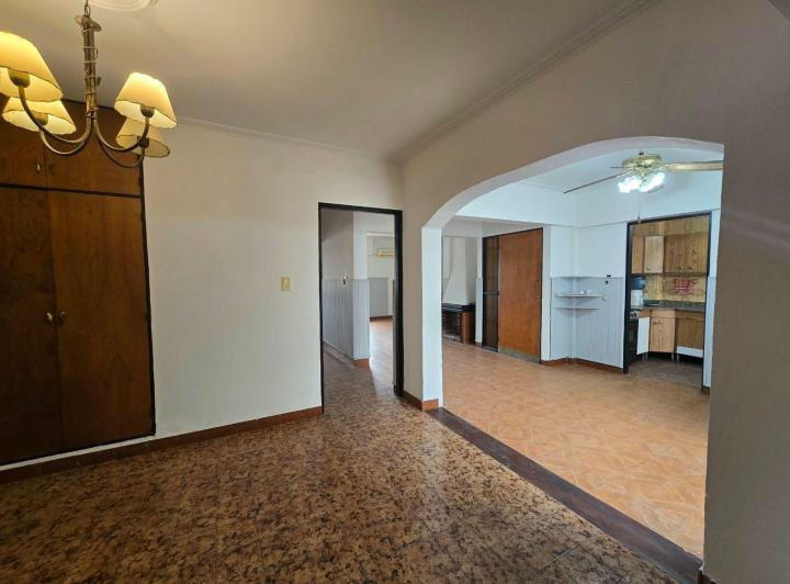 Departamento · 80m² · 4 Ambientes · 1 Cochera