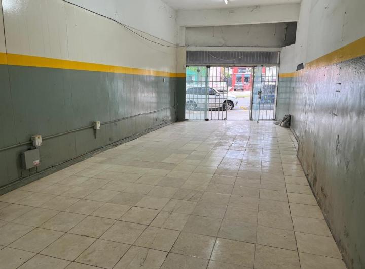 Local comercial · 120m²