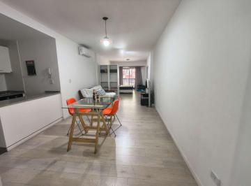 Oficina comercial · 43m² · Alquiler Oficina. Balcón - Frente