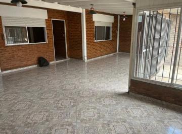 Casa de 3 ambientes, Esteban Echeverría · Casa de 80 m² con 2 Dorm. en Alquiler en Canning