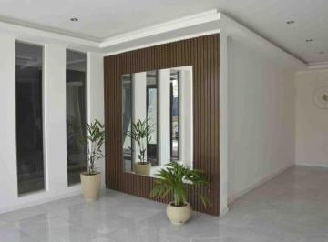 Edificio · 40m² · Alquiler Monoambiente Divisible con Balcon L. Oeste