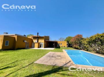Casa · 203m² · 6 Ambientes · La Montura Pilar, Jardín, Pileta, Parrilla. 4 Dorm., 4 Baños, Dependencia, Toilette