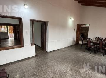 Casa · 178m² · 3 Ambientes · Venta - Casa - Godoy Cruz - Cochera - 3 Dorm. - 2 Baños